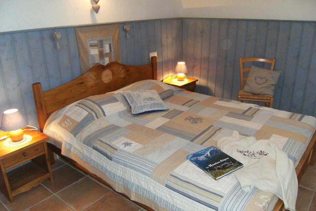 Holiday home Le Clos De Lumiere La Roche-des-Arnauds